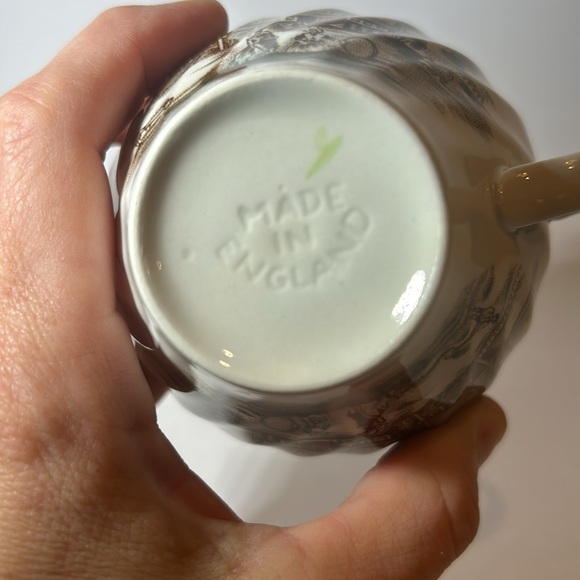 Johnson Brothers,Heritage Hall,Colonial Overhang Transferware,English Ironstone - Picture 4 of 4